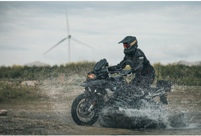 Van zomer- naar najaarsoutfit op de motor: dit werkt